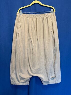 Share Plü Lavie Grey Drop Crotch Pants, Roomy, Stretchy, Comfy, See measurements